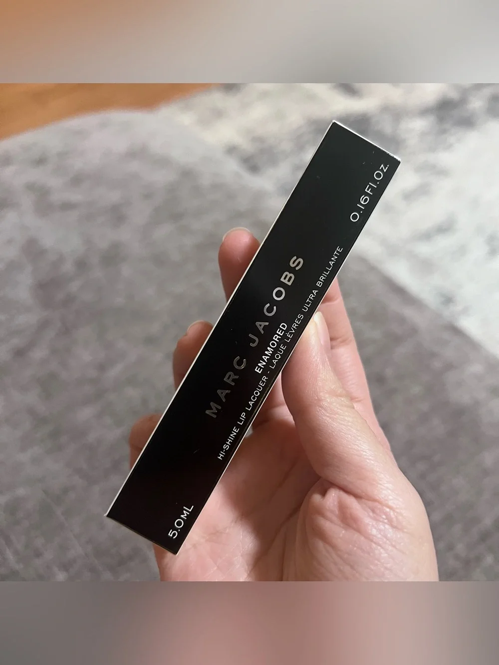 Marc Jacobs Enamored Hi-Shine Gloss Lip Lacquer uproar 336
